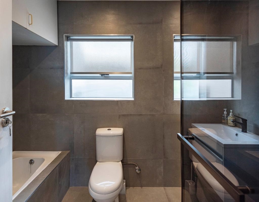 2 Bedroom Property for Sale in Bantry Bay Western Cape